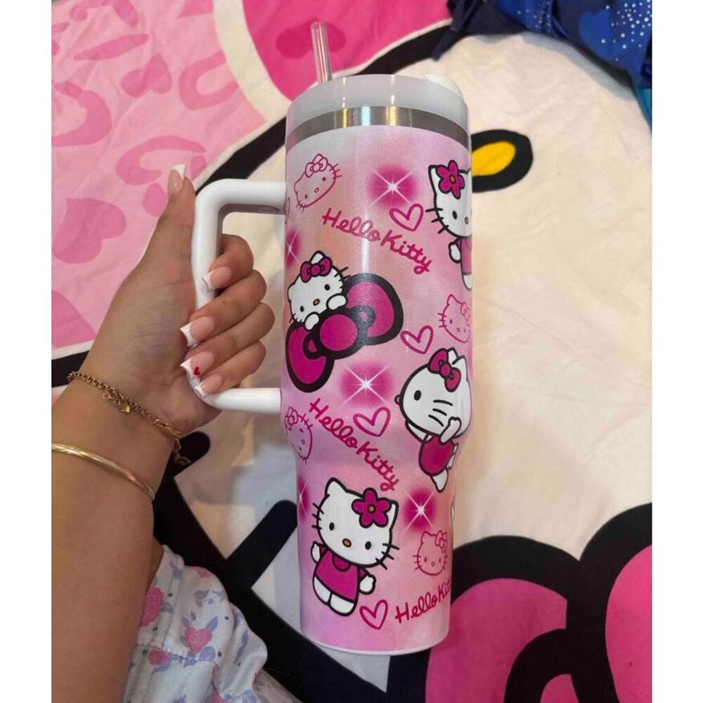 Hello Kitty tumbler - Picture 1 of 4